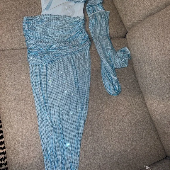 Babyboo Fashion Dazzling Strapless Blue Dress + Scarf - Picture 3 of 6